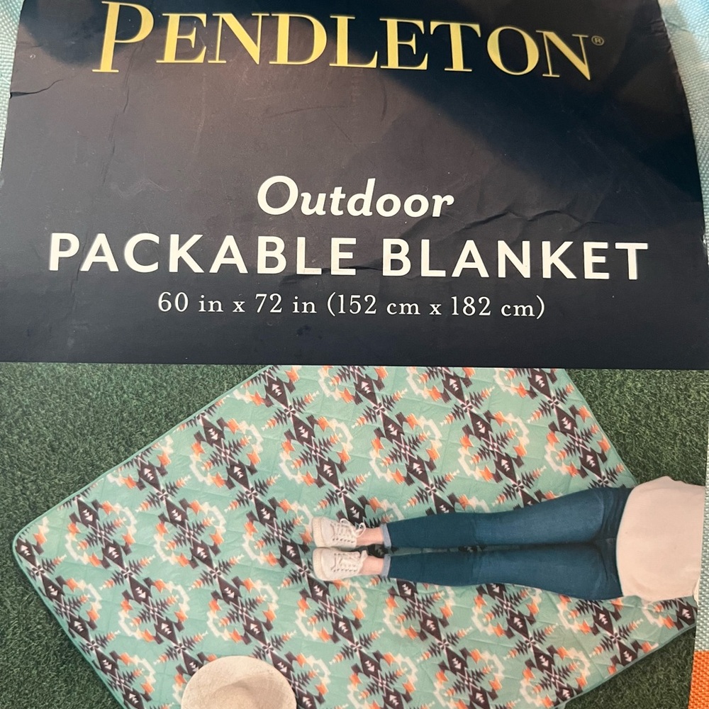 Pendleton Aqua and Brown Geometric Blanket